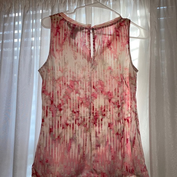 White House Black Market - Picture 2 of 3